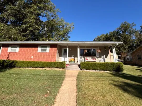 1515 Sunset Dr, Poplar Bluff, MO 63901