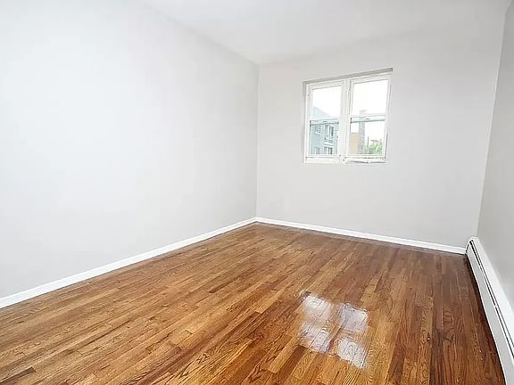 5th image of 25-08 Newtown Ave #3
