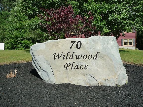 2nd image of 70 Wildwood Pl