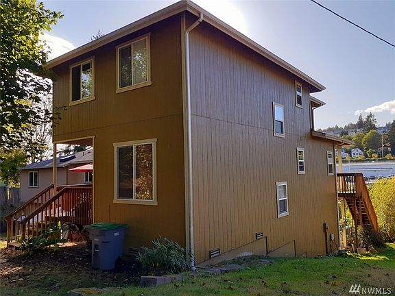 3rd image of 980 Bremerton Blvd W