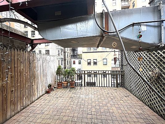 1st image of 234 W 74th St #4B