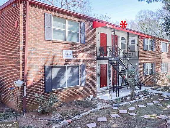 2nd image of 2425 Lawrenceville Hwy