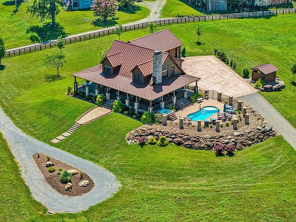 3rd image of 1237 Cochese Dr