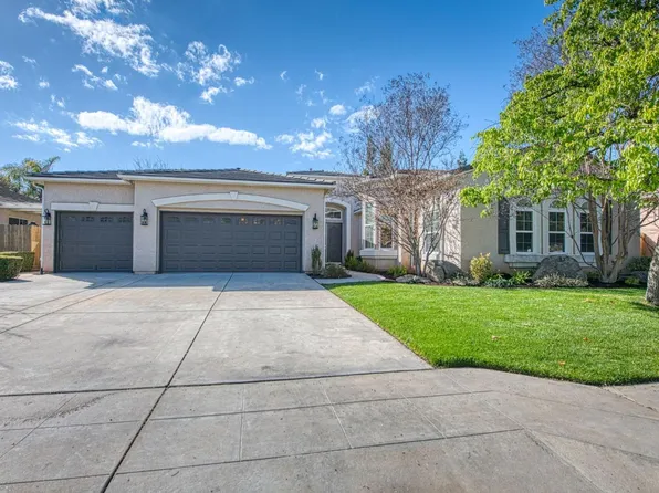 8389 N Paula Ave, Fresno, CA 93720