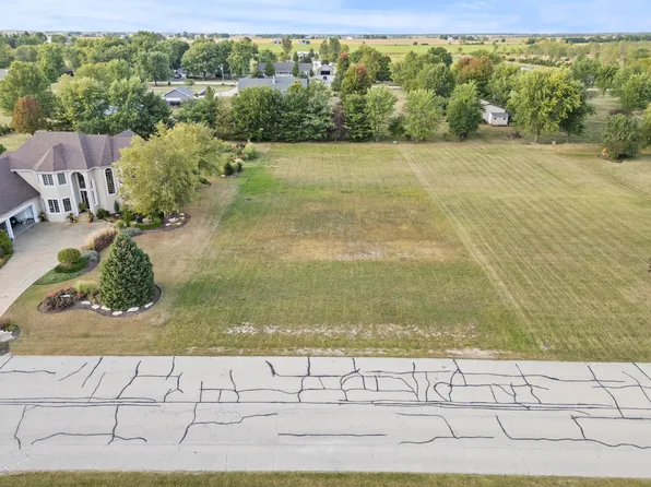2813 Ninovan Ln, Minooka, IL 60447
