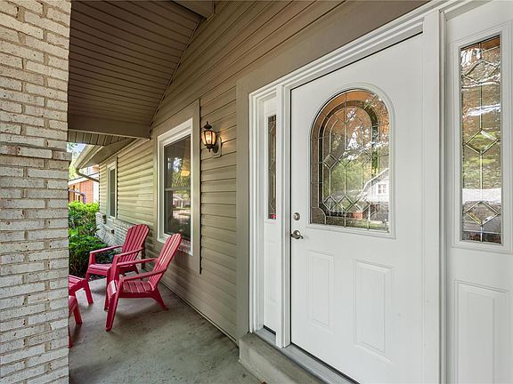 2nd image of 15474 Country Mill Ct