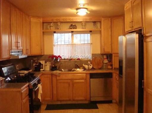 2nd image of 3551 Florrie Ave
