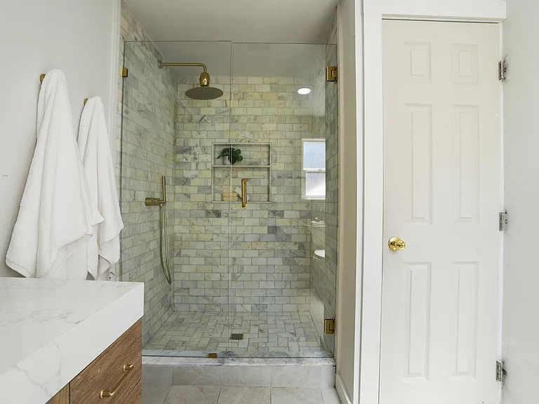 1009 Sacramento St — Photo 15