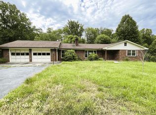 460 Massey Rd, Stuart, VA 24171