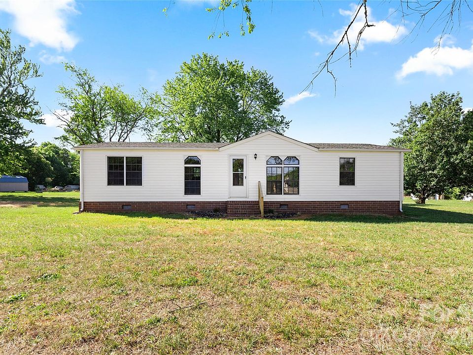 1st image of 8511 Cloverfield Dr