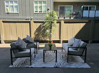 6283 Kingsway #237, Burnaby, BC V5J 0H3