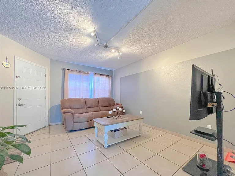3672 SW 59th Ave #7 — Photo 11