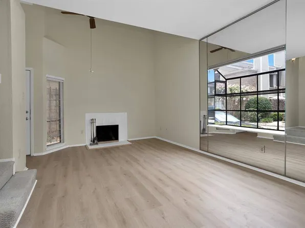 1920 Augusta Dr Unit 14, Houston, TX 77057