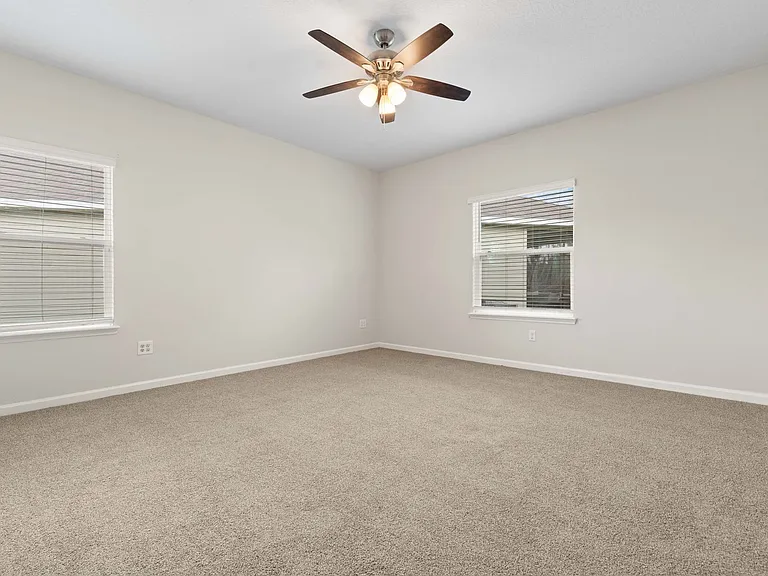 5556 Kellar Cir — Photo 49