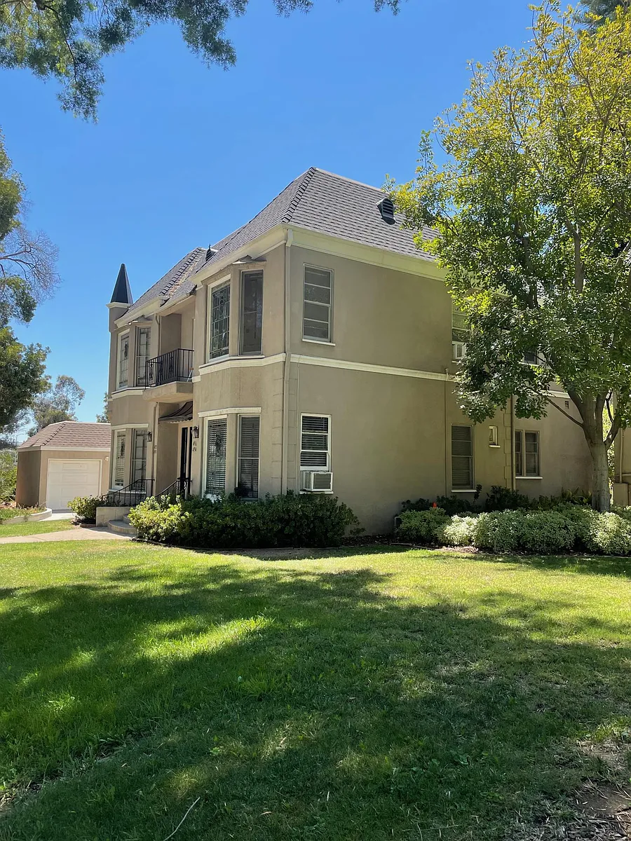 Building Photo - 122 N Orange Grove Blvd #122