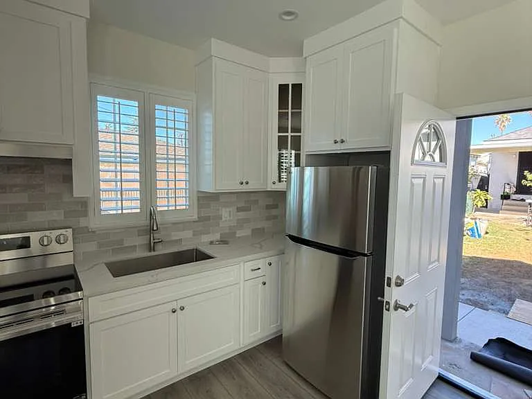 10826 Floral Dr #10826 — Photo 2