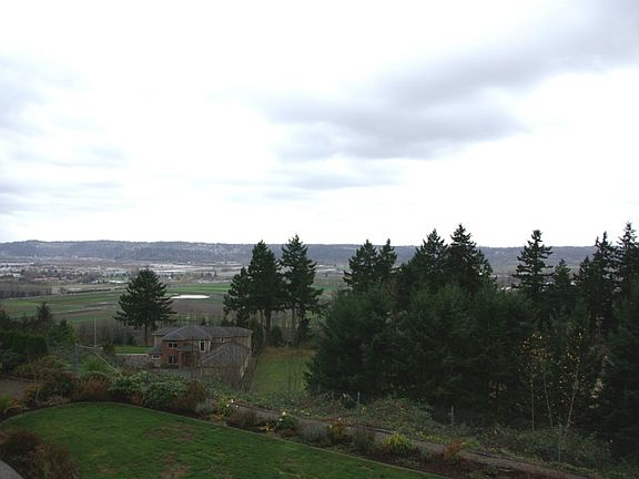 2nd image of 26525 Woodland Way S
