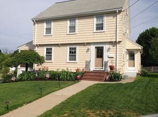 4 Innitou Rd, Woburn, MA 01801