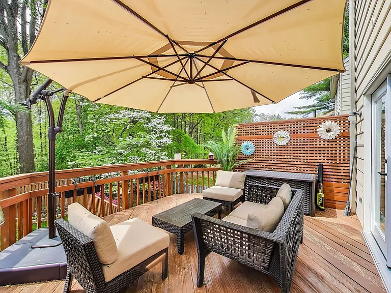 13630 Cedar Creek Ln — Photo 28