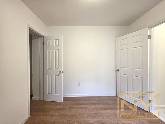 5th image of 42-14 Union St APT 3C