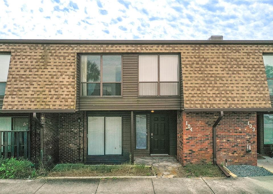 1st image of 1836 N CRYSTAL LAKE DRIVE #104