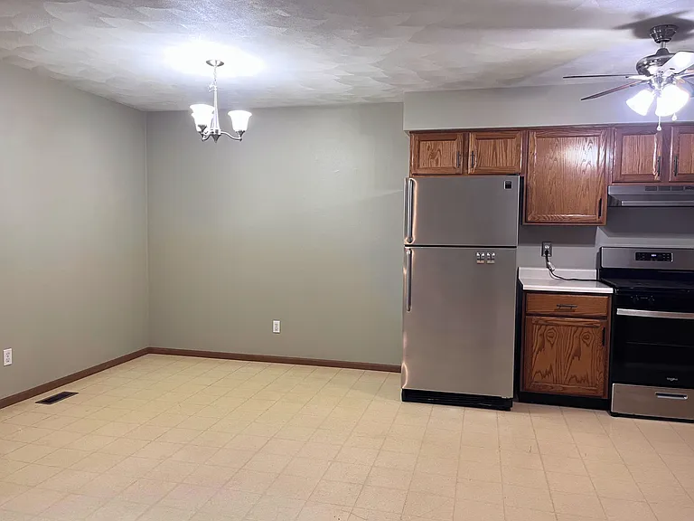 5215 W Harp Hollow Rd — Photo 10