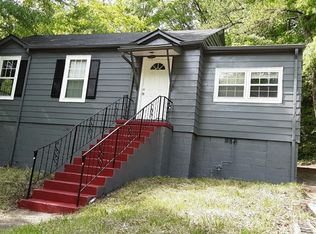 2095 Arlington Cir NW, Atlanta, GA 30318