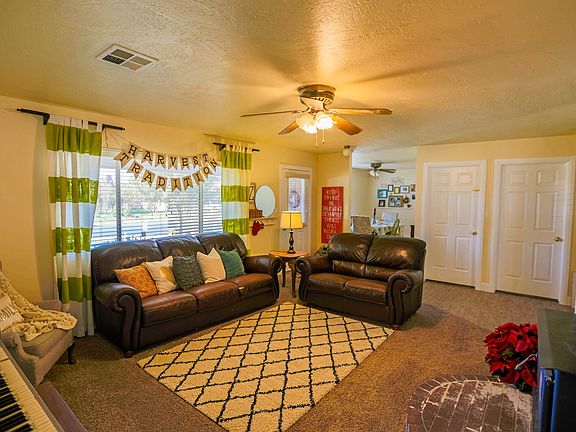 Upstairs Family Room