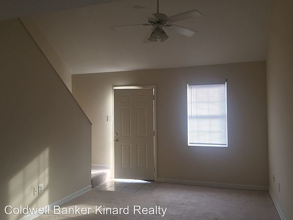 2nd image of 3502 Hedge Dr NE