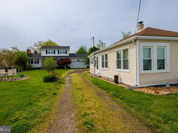 1519 Irving Ave, Colonial Beach, VA 22443