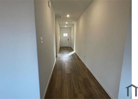 2nd image of 1122 Ipkiss Ave