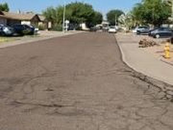 Exterior Neighborhood (street photo)