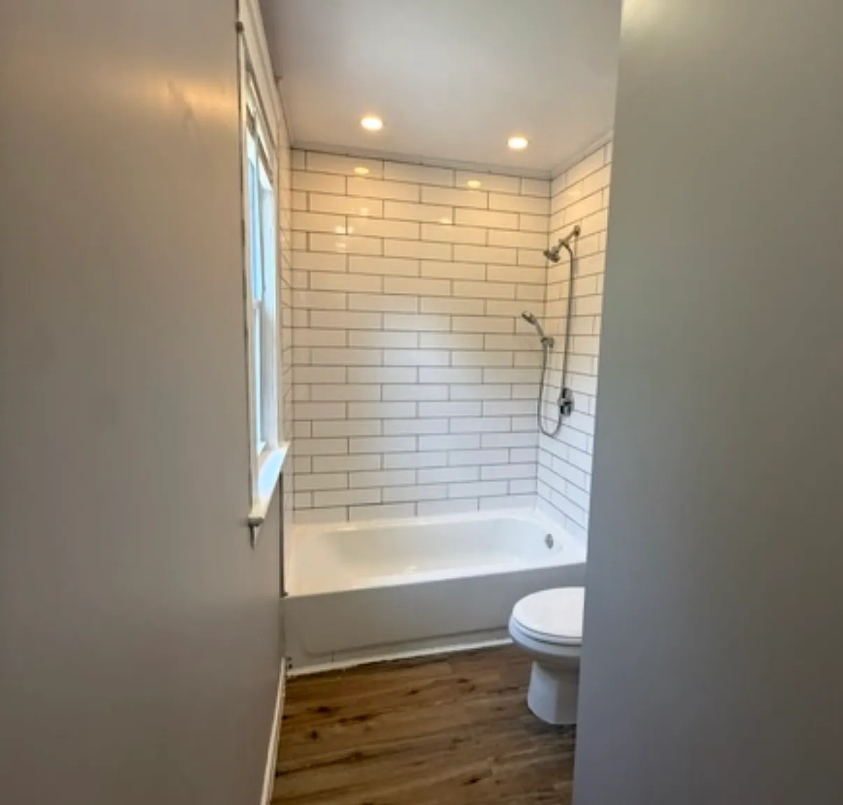 2 bed, 800 sqft, $1,200 — Photo 4