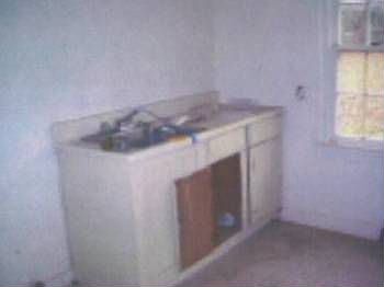 4th image of 5070 Park Ave