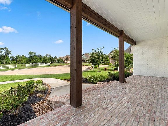 2nd image of 6118 E Myrtle Bay Dr