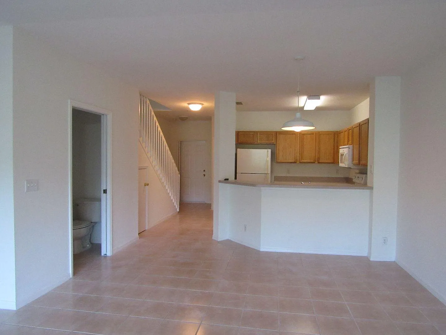 2 bed, 2.5 bath, 1200 sqft, $1,500 — Photo 2