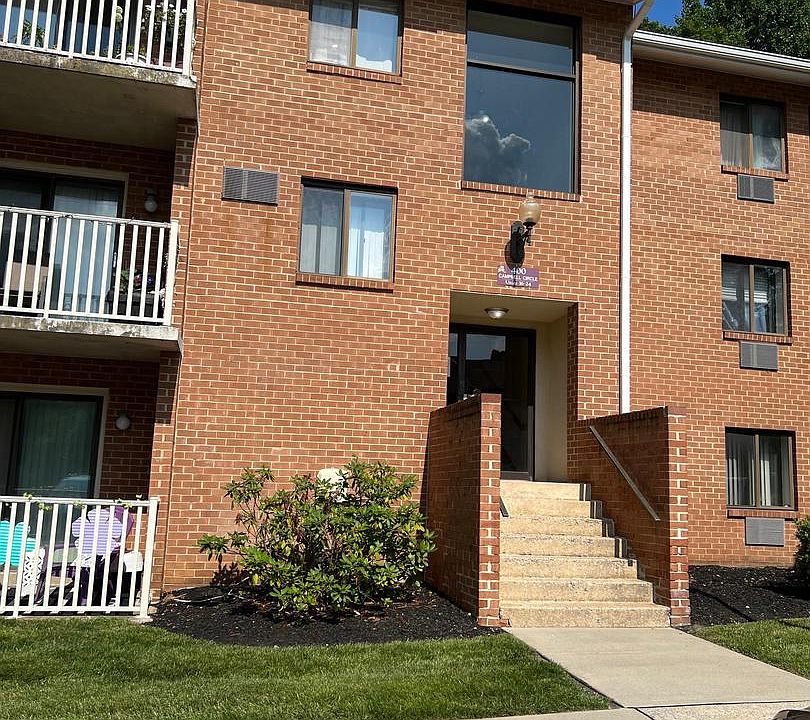 1st image of 400 Campbell Cir #G-9