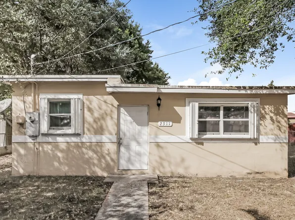 2311 NW 153rd St, Miami Gardens, FL 33054