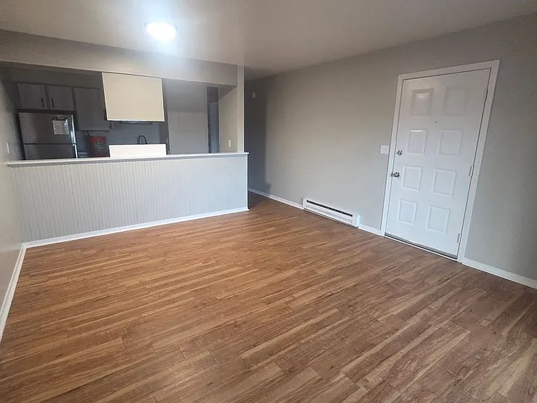 Stone Gate Apartments — Photo 38