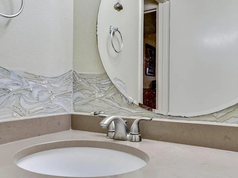 620 S 1st St #313 — Photo 9