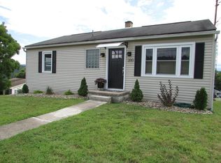 1200 Chalfant Ln, Morgantown, WV 26505