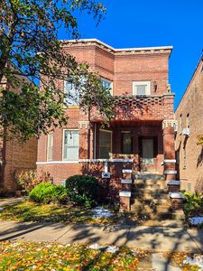 1304 W Elmdale Ave, Chicago, IL, 60660