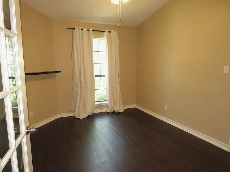 2308 Crestmeadow St — Photo 26