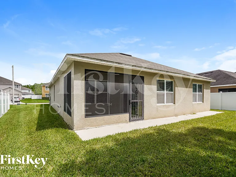 16736 Citrus Pkwy — Photo 15