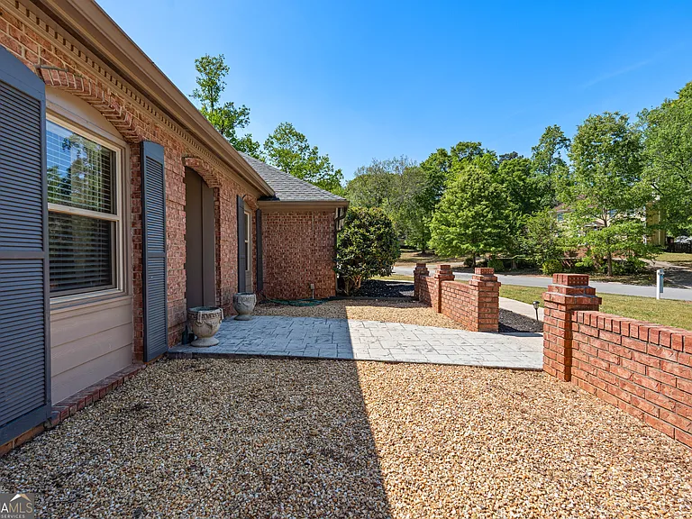 101 Waterwood Bnd — Photo 5