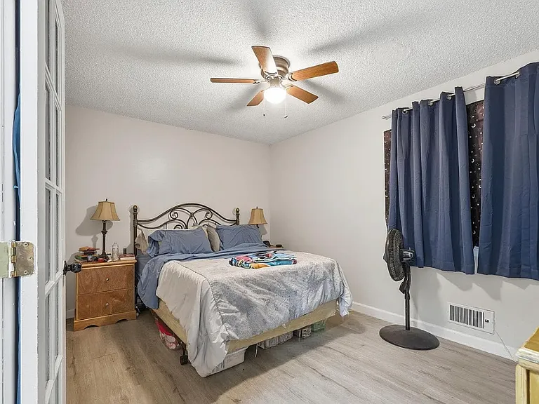 198 Village Dr — Photo 13