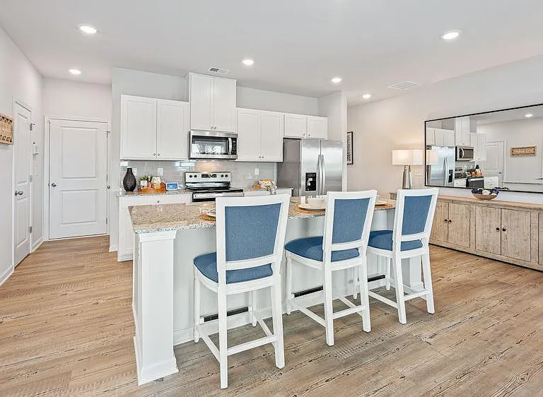 34 Lumpkin Ln — Photo 4