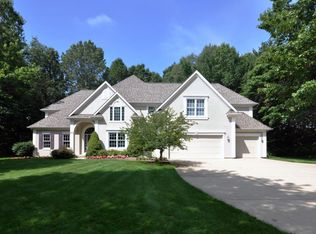 6375 Whitney Woods, Richland, MI