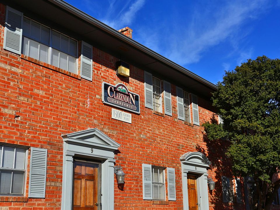 Clarendon Townhomes