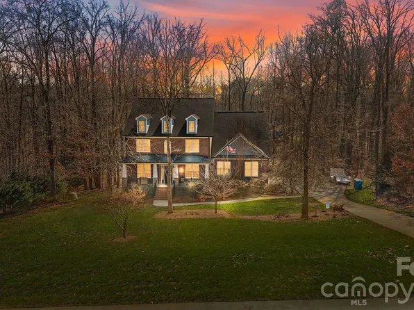 8205 Curico Ln, Mint Hill, NC 28227
